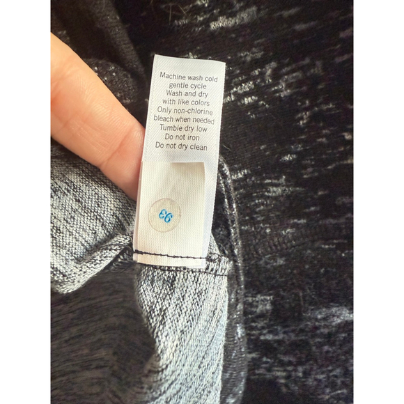 NWOT Athleta Womens Black No Sweatin Sharkbite Marble Pullover size XS - Picture 5 of 5